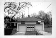 213 W LAKE ST, a Prairie School garage (residential), built in Horicon, Wisconsin in 1919.
