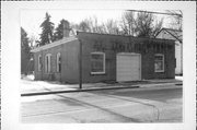 218 W JUNEAU ST, a Commercial Vernacular garage, built in Hustisford, Wisconsin in 1902.