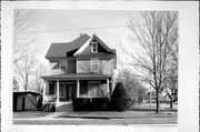502 N HIGH ST, a Queen Anne house, built in Randolph, Wisconsin in 1910.