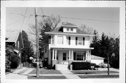 415 N CHURCH ST, a American Foursquare house, built in Watertown, Wisconsin in 1910.