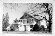 749 N CHURCH ST, a Prairie School house, built in Watertown, Wisconsin in 1917.