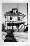 513 N WASHINGTON ST 513 N WASHINGTON ST, a American Foursquare house, built in Watertown, Wisconsin in 1910.