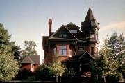 2004 10TH ST, a Queen Anne house, built in Monroe, Wisconsin in 1888.