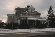 25 N 8TH AVE, a Queen Anne house, built in Sturgeon Bay, Wisconsin in 1902.