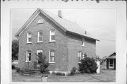 COUNTY HIGHWAY N, 2084, a Front Gabled house, built in Gardner, Wisconsin in 1899.