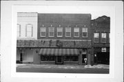 117 N 3RD AVE, a Commercial Vernacular retail building, built in Sturgeon Bay, Wisconsin in 1910.