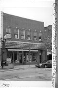 117 N 3RD AVE, a Commercial Vernacular retail building, built in Sturgeon Bay, Wisconsin in 1910.