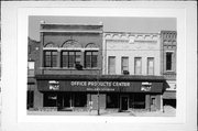 135 N 3RD AVE, a Commercial Vernacular retail building, built in Sturgeon Bay, Wisconsin in 1905.