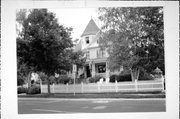 16 N 5TH AVE, a Queen Anne house, built in Sturgeon Bay, Wisconsin in 1903.