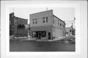 334 MICHIGAN ST, a Commercial Vernacular small retail building, built in Sturgeon Bay, Wisconsin in 1891.