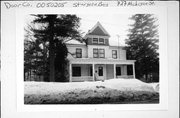 727 MICHIGAN ST, a American Foursquare house, built in Sturgeon Bay, Wisconsin in 1905.