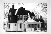 810 E 3RD ST, a Shingle Style house, built in Superior, Wisconsin in 1894.