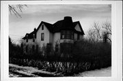 1930 E 4TH ST, a Queen Anne house, built in Superior, Wisconsin in 1856.