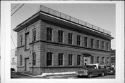 911-15 BANKS AVE, a Commercial Vernacular large retail building, built in Superior, Wisconsin in 1909.