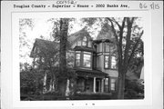 2002 BANKS AVE, a Queen Anne house, built in Superior, Wisconsin in 1898.
