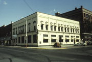 200 MAIN ST E, a Commercial Vernacular bank/financial institution, built in Menomonie, Wisconsin in 1888.