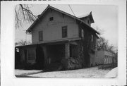 710 9TH AVE E, a Craftsman house, built in Menomonie, Wisconsin in 1915.