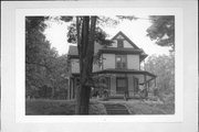 919 13TH ST SE 919 13TH ST SE, a Queen Anne house, built in Menomonie, Wisconsin in 1889.