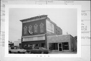 516 S BROADWAY 516 S BROADWAY, a Italianate tavern/bar, built in Menomonie, Wisconsin in 1885.