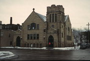 421 S FARWELL ST, a Late Gothic Revival house of worship, built in Eau Claire, Wisconsin in 1911.