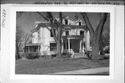 620 3RD AVE, a Colonial Revival/Georgian Revival house, built in Eau Claire, Wisconsin in 1900.