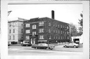 309 CENTRAL ST, a Twentieth Century Commercial apartment/condominium, built in Eau Claire, Wisconsin in 1928.