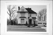 916 GRAHAM AVE, a Queen Anne house, built in Eau Claire, Wisconsin in 1886.
