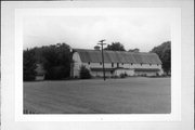 121 MAPLE ST, a Astylistic Utilitarian Building barn, built in Eau Claire, Wisconsin in 1910.