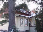 332 LINCOLN ST, a Bungalow house, built in Rhinelander, Wisconsin in 1917.