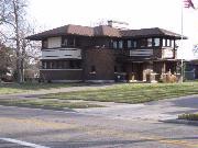 1222 CASS ST, a Prairie School house, built in La Crosse, Wisconsin in 1914.