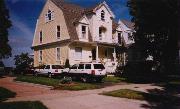 1050 SHERMAN AVE, a Dutch Colonial Revival house, built in Madison, Wisconsin in 1902.