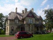 625 W PROSPECT AVE, a Queen Anne house, built in Appleton, Wisconsin in 1881.