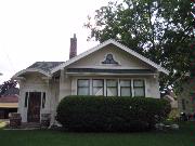 609 JACKSON ST, a Bungalow house, built in Oshkosh, Wisconsin in 1924.