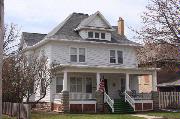343 BROAD ST 343 BROAD ST, a American Foursquare house, built in Menasha, Wisconsin in 1910.