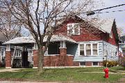 362 BROAD ST, a Bungalow house, built in Menasha, Wisconsin in 1920.