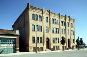 531 S 8TH ST, a Romanesque Revival industrial building, built in Sheboygan, Wisconsin in 1885.
