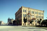 531 S 8TH ST, a Romanesque Revival industrial building, built in Sheboygan, Wisconsin in 1885.