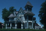 117 SHEBOYGAN ST, a Queen Anne house, built in Fond du Lac, Wisconsin in 1890.