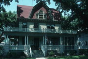 225 E DIVISION ST, a Queen Anne house, built in Fond du Lac, Wisconsin in 1902.