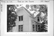 375 FOREST AVE, a Queen Anne house, built in Fond du Lac, Wisconsin in 1900.