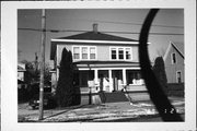 179-181 GILLETT ST, a Two Story Cube duplex/two-flat, built in Fond du Lac, Wisconsin in 1910.