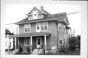241-243 LINDEN ST, a Queen Anne house, built in Fond du Lac, Wisconsin in 1890.