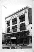 131 S MAIN ST, a Neoclassical/Beaux Arts large retail building, built in Fond du Lac, Wisconsin in 1914.