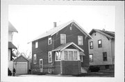 439 MORRIS ST, a Front Gabled house, built in Fond du Lac, Wisconsin in 1920.