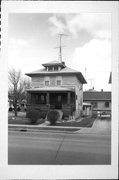 357 S PARK AVE, a American Foursquare house, built in Fond du Lac, Wisconsin in 1924.