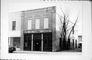125 E JACKSON ST, a Commercial Vernacular small retail building, built in Ripon, Wisconsin in 1860.