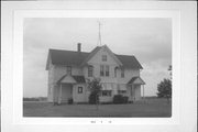 COUNTY HIGHWAY EE, EAST SIDE, .5 MILES SOUTH OF COUNTY HIGHWAY AS, a Queen Anne house, built in Alto, Wisconsin in .