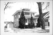 139 15TH ST 139 15TH ST, a American Foursquare house, built in Fond du Lac, Wisconsin in 1922.