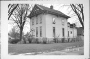 134 E DIVISION ST 134 E DIVISION ST, a Italianate house, built in Fond du Lac, Wisconsin in 1866.