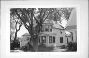 BARRETT ST, S SIDE, 4TH HOUSE E OF MAIN ST, a Queen Anne house, built in St. Cloud, Wisconsin in .